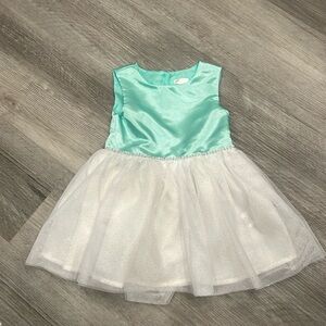 Toddler girl’s formal dress, EUC
